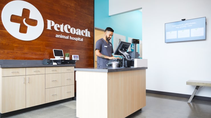 105332265-1531752232895petcoach_store_vetcheckin.jpg